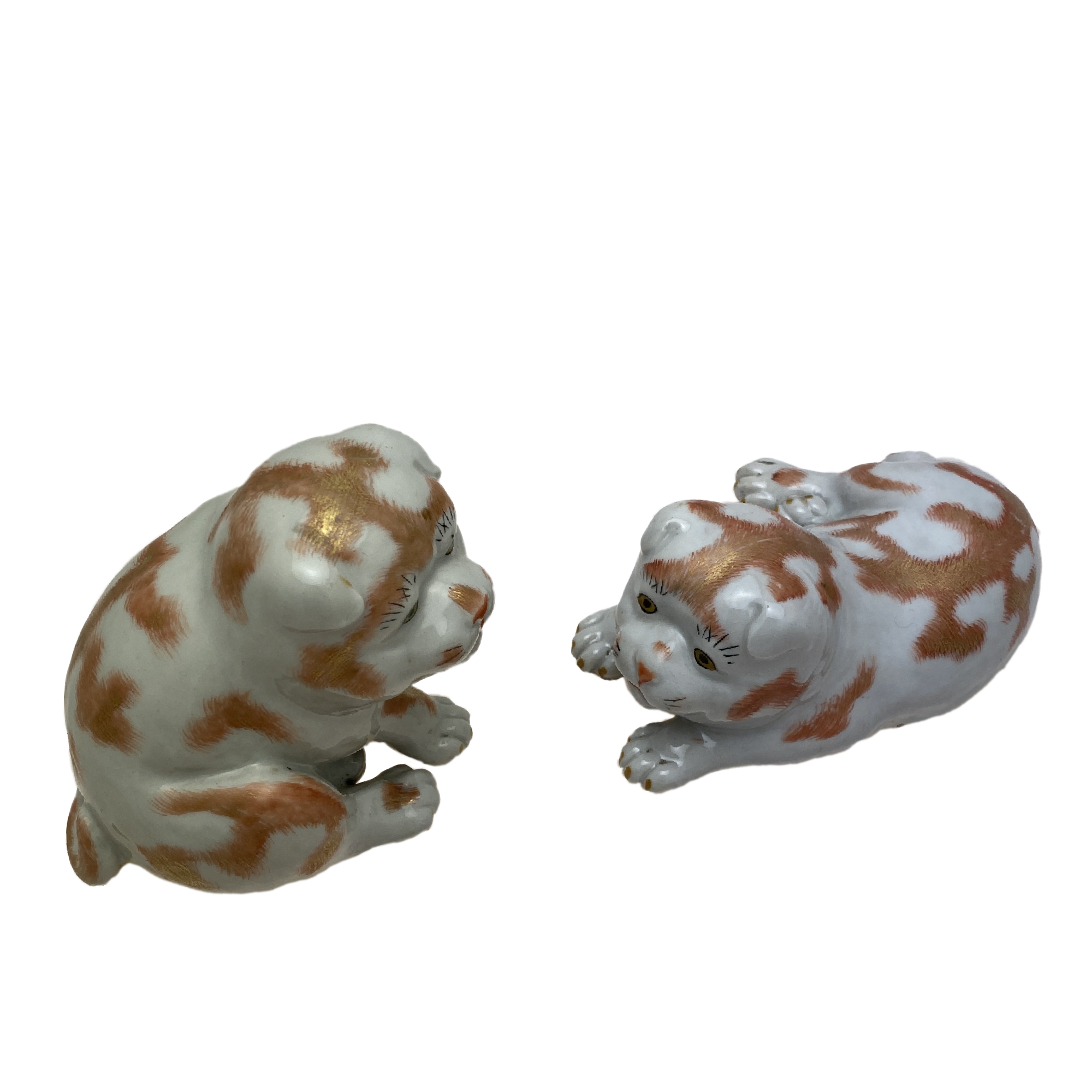 VENDU/SOLD apon, deux petits chiens, porcelaine de Kutani, 19me sicle