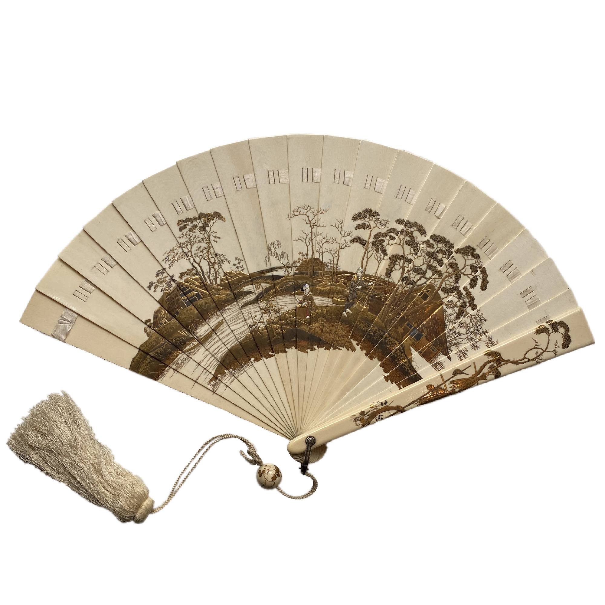 Japon, ventail en ivoire, poque Meiji