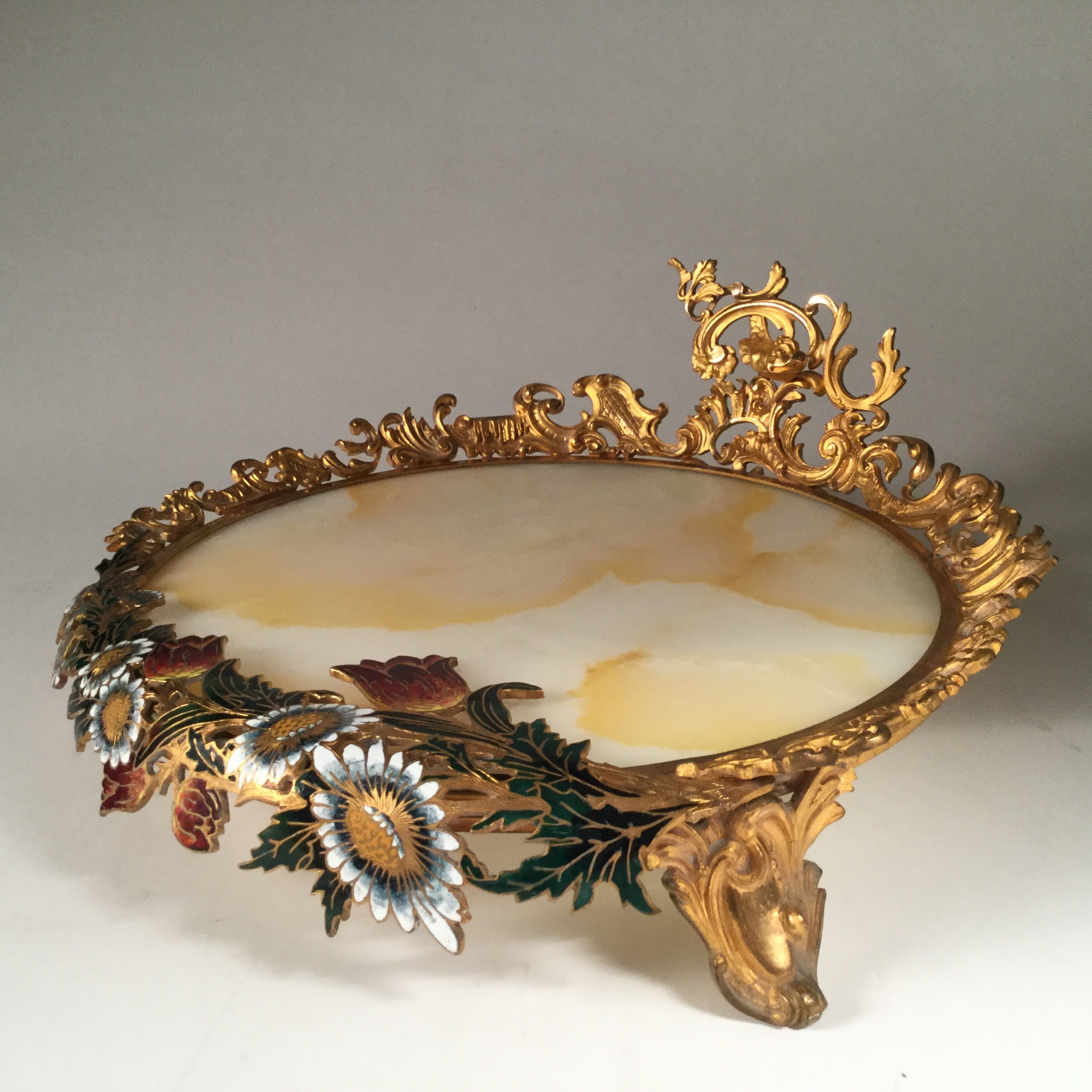 Surtout  en onyx attribu   Eugne Cornu  vers 1870.