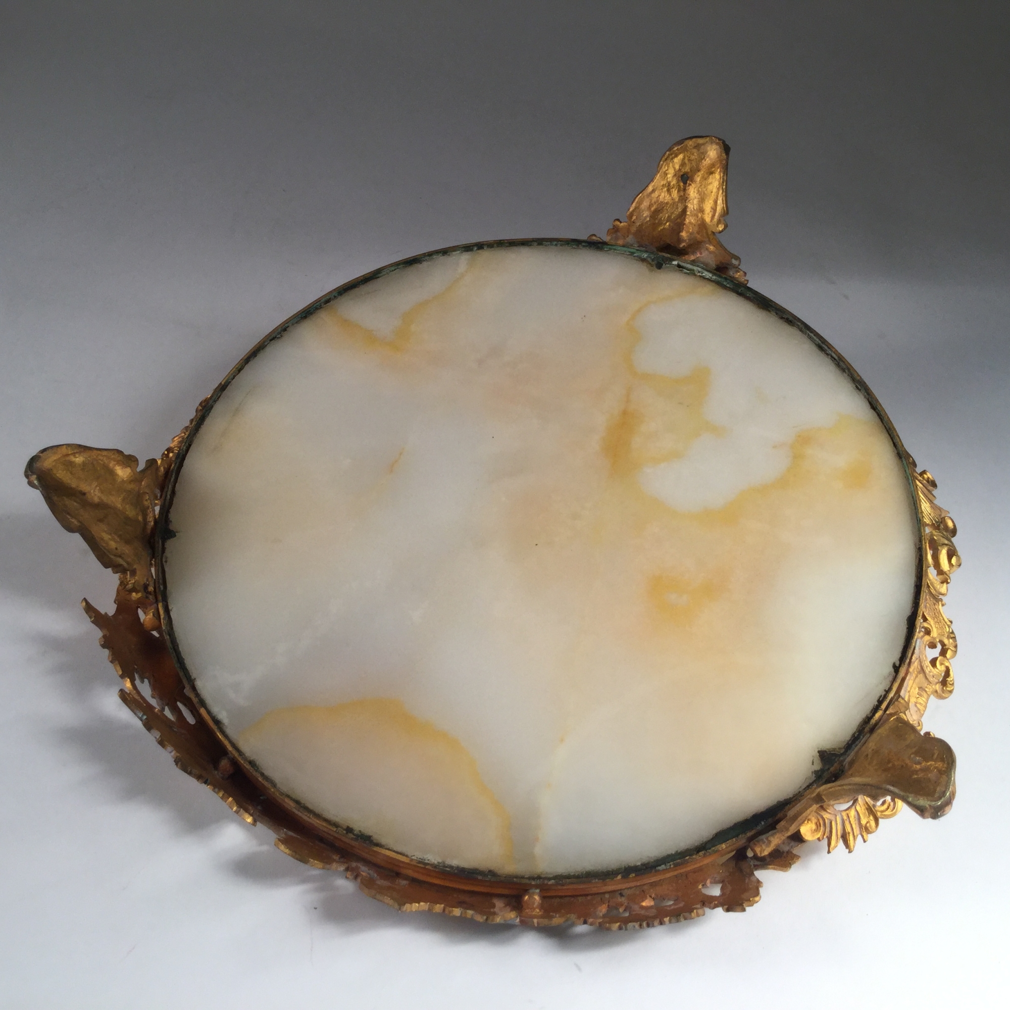 Surtout  en onyx attribu   Eugne Cornu  vers 1870.