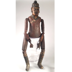 Chine, mannequin articulé en bois, 18ème siècle.