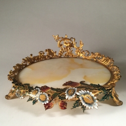 Surtout en onyx attribué à Eugène Cornu vers 1870.
