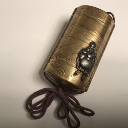 VENDO: SOLD nro en laque et métal signé Kajikawa, fin de l'époque Edo