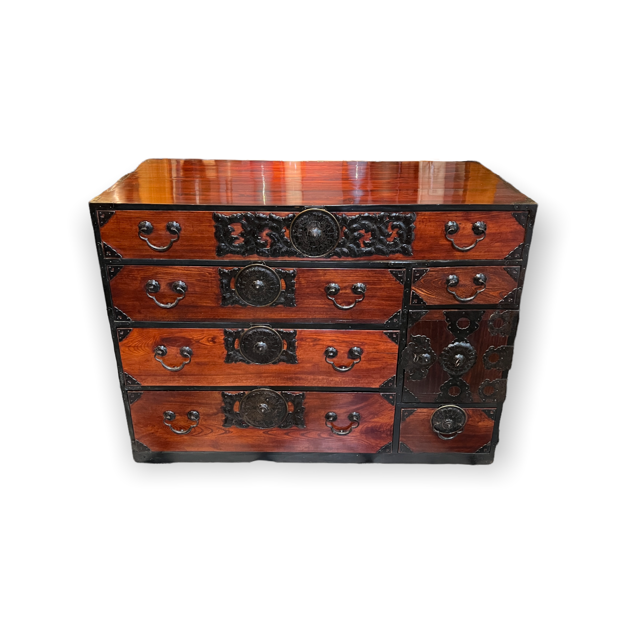 Vendu - Commode Isho dansu, rgion de Sendai, Japon priode Meiji, XIXe sicle.