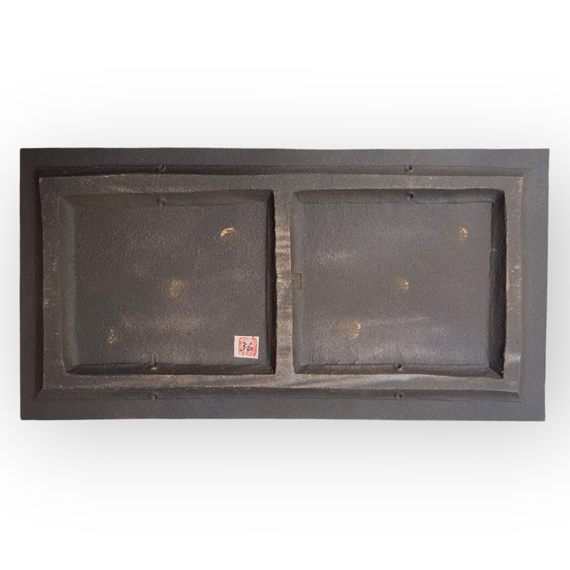 Plaque en cramique grave et maille, Asano Masaru, vers 1980.