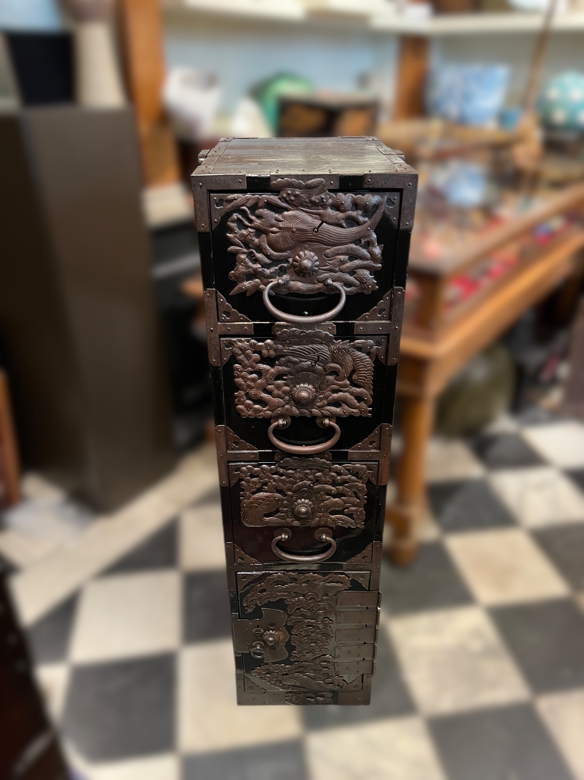 Japon, commode Tansu, Meiji