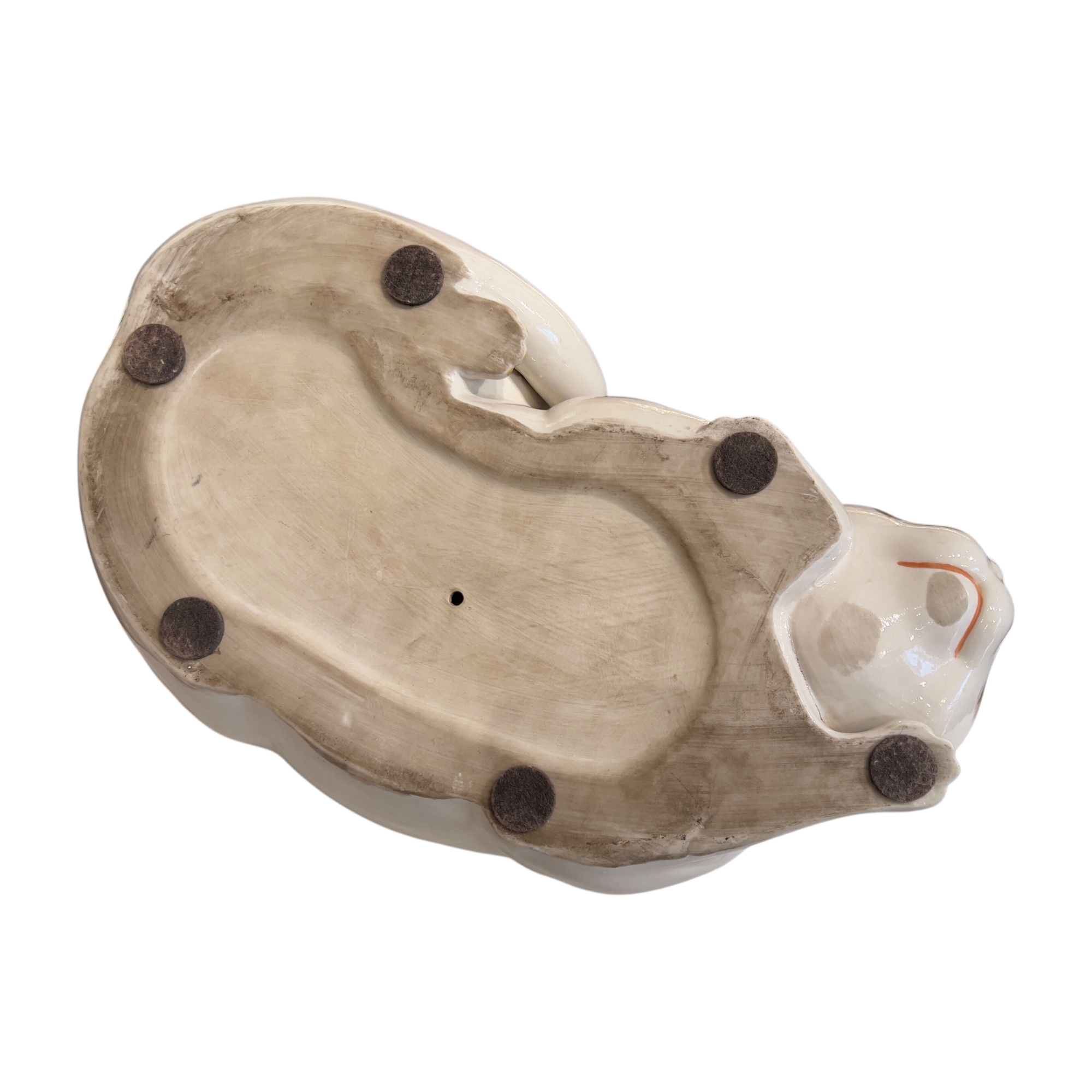 Japon, Chat endormi en porcelaine japonaise de Kutani, poque Meiji