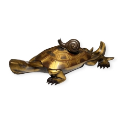 Bote  confiserie japonaise en laque, en forme de tortue, XIXe sicle